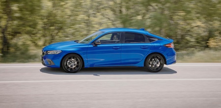 Honda Civic e:HEV z rabatem 30 000 PLN
